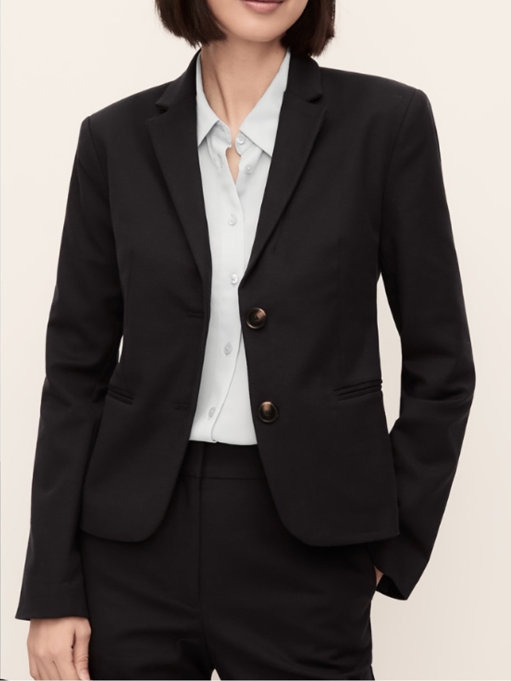 NWOT Ann Taylor The Shorter 2 Button Blazer